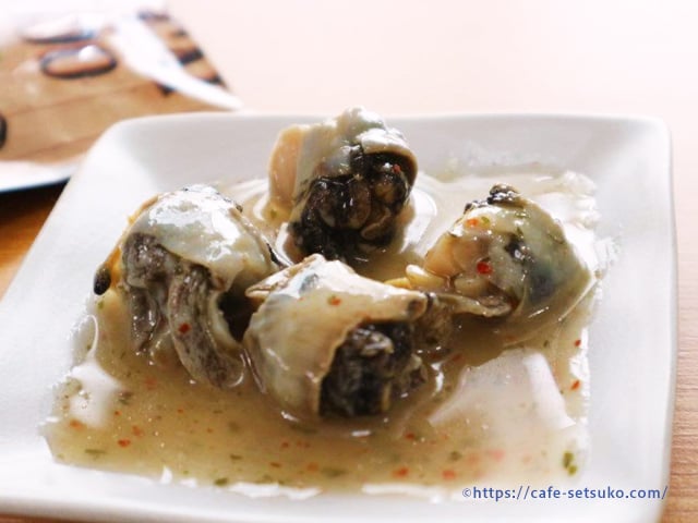 カルディのつぶ貝のアヒージョは国内産の大粒つぶがプリプリ食感 旨味が詰まったオイルまで食べられます カルディ節子